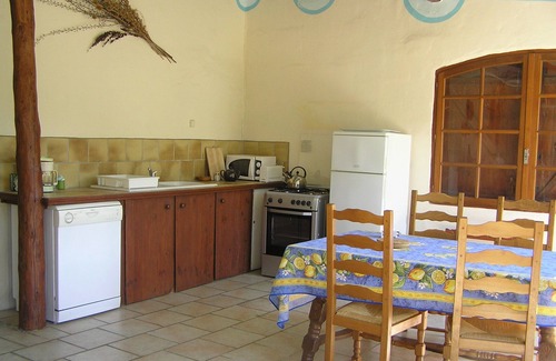 Sauve Cottage | Spacieus Cottage, PISCINE, 3 Chambres, 5 personnes, son jardin ombragé, wifi