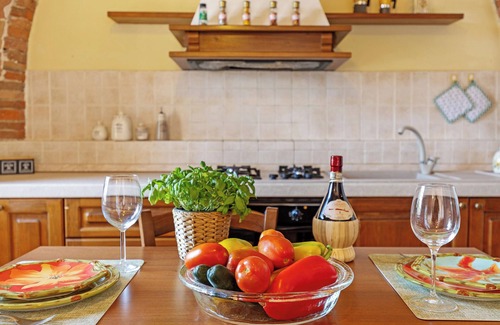 San Macario In Monte Cottage | Petite maison 'Rustico Toscano' avec piscine partagée, jardin partagé et Wi-Fi