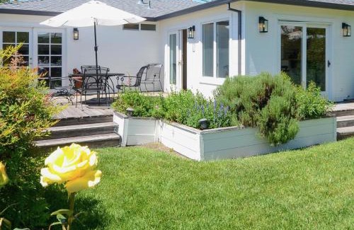 Sonoma Maison | Cottage Sonoma Historic Plaza, - Includes Wine Tasting Passport