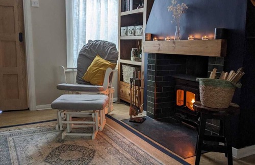 Havering Cottage | Cottage style home in London