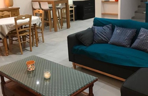 Cros Maison | Gîte : piscine, jacuzzi, sauna & vue imprenable sur les Cévennes