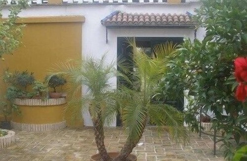 Ecija Cottage | Cottage avec charme et avec un grand jardin, piscine et terrasse.