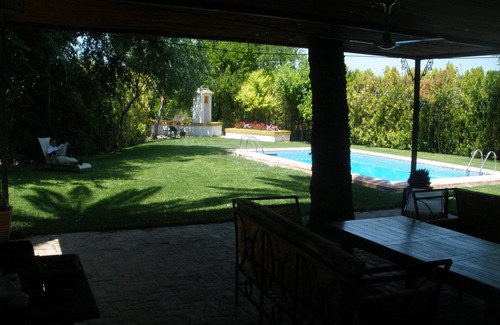 Ecija Cottage | Cottage avec charme et avec un grand jardin, piscine et terrasse.