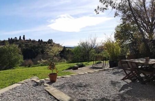 Cazals-des-Bayles Maison | Cottage with Jacuzzi, Le Pommier,. View of nature and the Pyrenees. Swimming pool, Mirepoix