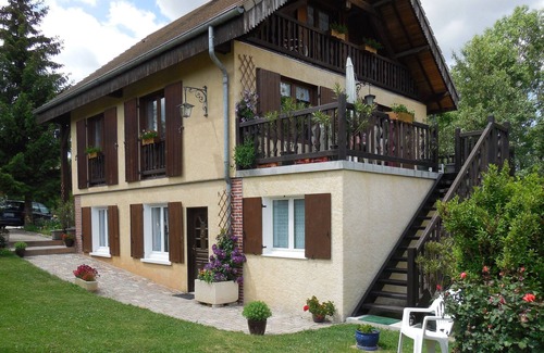 La Batie-Vieille Cottage | Gîte avec jardin, piscine, vue sur les montagnes
