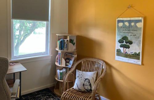 Singleton Heights Maison | Cottage with Piano, Books & Games in the Hunter