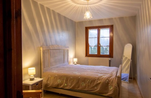 Beaumont-du-Perigord Cottage | Gîte à la ferme avec piscine et wifi près de Bergerac