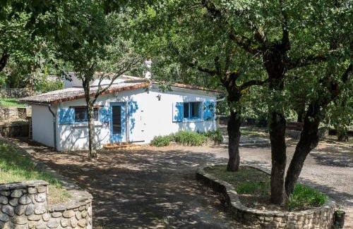Uzer Maison | Cottage with River Views, Uzer