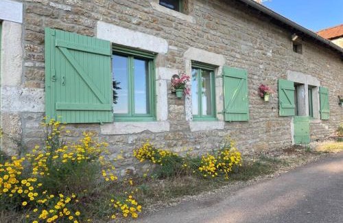 Mont-Saint-Jean Maison | Cottage with Splendid Views