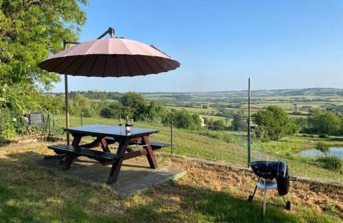 Mont-Saint-Jean Maison | Cottage with Splendid Views