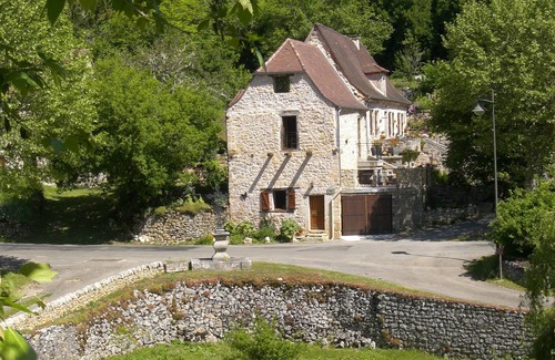 Sabadel-Lauzes Maison | Gite dans la Vallée du Célé, proche saint cirq lapopie / rocamadour