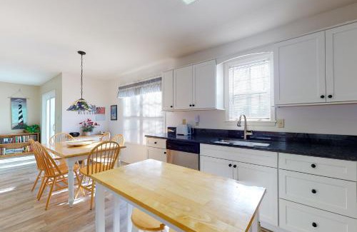 Ocean View Maison | Cottages on Whites Creek - 6 Caroline