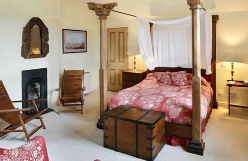 Whitchurch Cottage | Cotton Cottage présente des caractéristiques uniques, notamment une tourelle de style jacobéen.