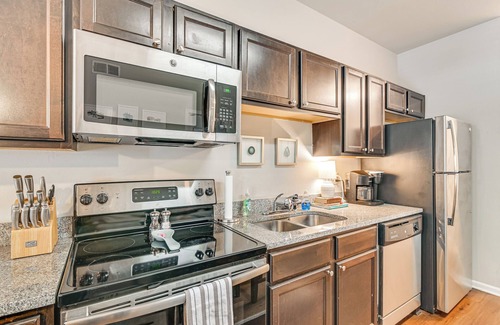 Starkville Copropriété | Cotton District Condo: Walkable Spot for Game Day!