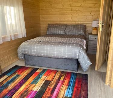 Achill Sound Chalet De Ski | Country Cabin
