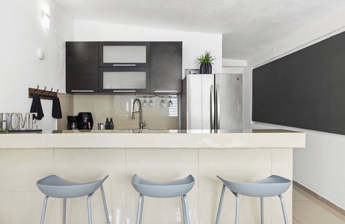 Sabana Llana Norte Appartement | Country Club 2BR Unit | Relax & Unwind | Sleeps 6