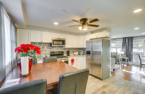 Country Club Hills Maison | Country Club Hills Home: Walk to Rec Center!