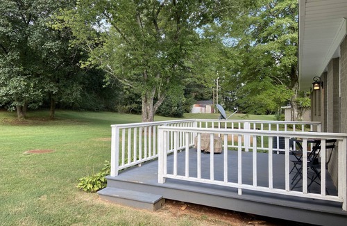 Rogersville Maison | Country Convenience and Half a Mile to Boat Ramp.