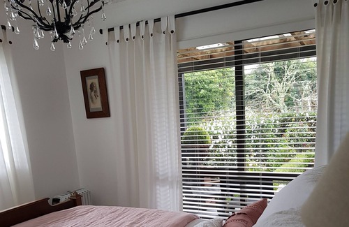 Tauranga Maison | Country cottage and small wedding venue set in divine garden setting.