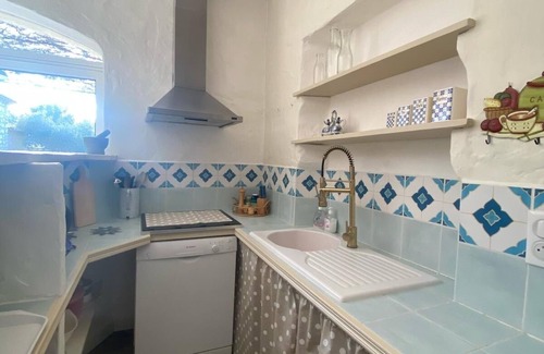 Eygalieres Cottage | Gîte de vacances dans bastide en pierre. Au pied des Alpilles.