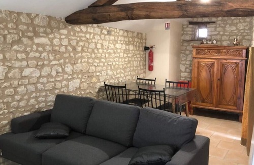 Thure Cottage | Proche Futuroscope¨, gîte ****, 4 pers, avec Piscine