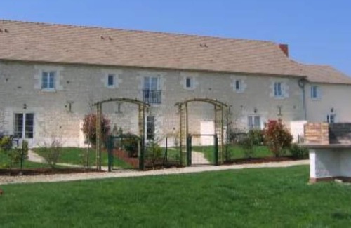 Thure Cottage | Proche Futuroscope¨, gîte ****, 4 pers, avec Piscine