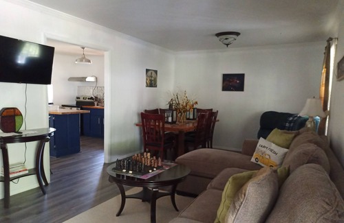 Roxie Maison | Country cottage in fantastic Natchez with WiFi, AC