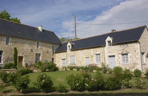 Pouzay Maison | Maison du XIXème siècle dans un domaine du XIVème siècle-Etang-Pêche
