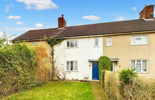Potters Bar Maison | Country Cottage, Serene 3-bedroom home in Little Heath,Potters Bar,Hertfordshire
