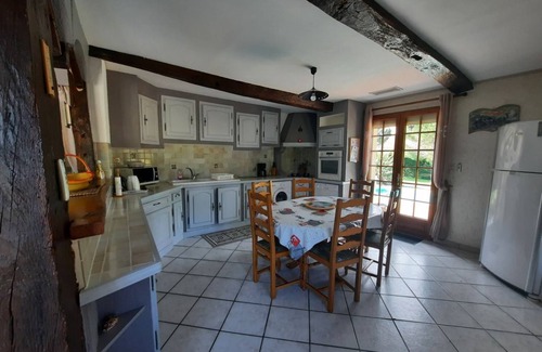 Marguestau Maison | Gîte campagne, piscine , climatisation