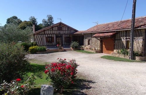 Marguestau Maison | Gîte campagne, piscine , climatisation