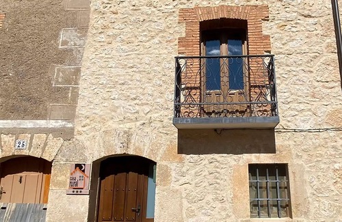 Penalba de San Esteban Maison | Country House 'La Marcela' with Mountain View, Private Terrace and Wi-Fi