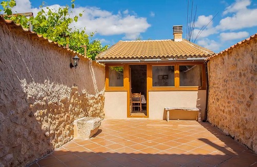 Penalba de San Esteban Maison | Country House 'La Marcela' with Mountain View, Private Terrace and Wi-Fi