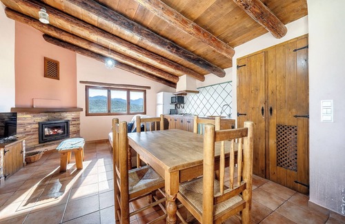 Penarroya de Tastavins Maison | Maison de campagne "La Sala" avec vue sur les montagnes, piscine partagée et Wi-Fi