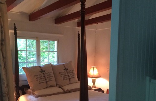 Glenwood Maison | Country Guest Guest Cottage