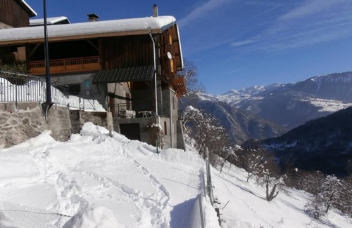 Vallees d'Aigueblanche Maison | Ferme de pays située à 7km de la télécabine de Celliers liaison Valmorel/St François Longchamp (Le G