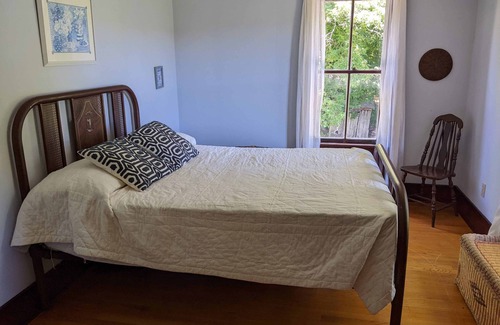 Medusa Autre | Country Farmhouse on 110 Acres Overlooking the Catskill Mountains