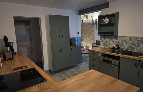 Floirac Maison | Country gîte for 15 people - Pets welcome