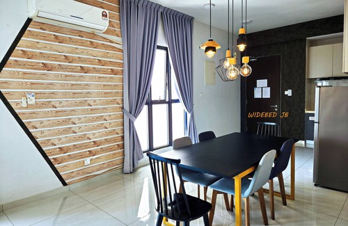 Central District Appartement | Country Garden Danga Bay by Widebed JB