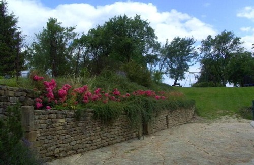 Fosse Maison | gite à la campagne avec grand jardin, piscine chauffée l'été et SPA