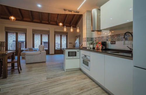 Melgar de Fernamental Maison | Maison de campagne "Puente Del Rey" avec jardin privé, Wi-Fi et climatisation