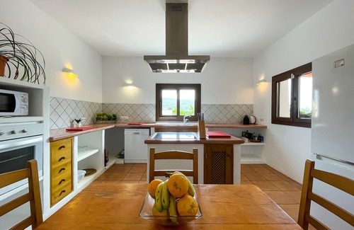 Santa Eulalia del Rio Villa | MAISON SUR LE TERRAIN AVEC PISCINE PRIVÉE WIFI GRATUIT ET A / C GRATUIT