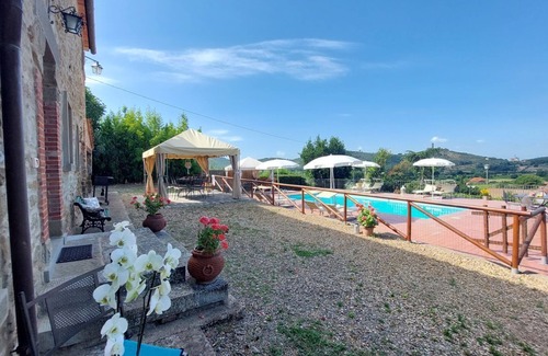 Poggiolo Maison | Country house with private pool (you have a German contact person)