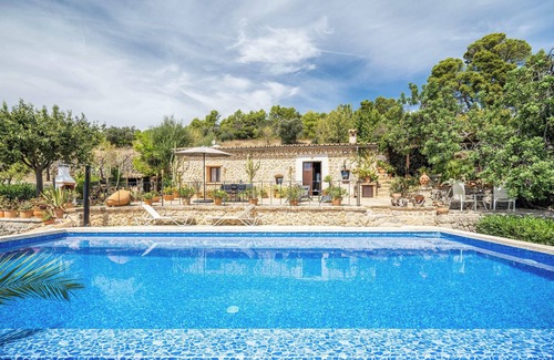 Selva Villa | Maison de campagne "Can Pulit" avec piscine, jardin, climatisation et Wi-Fi