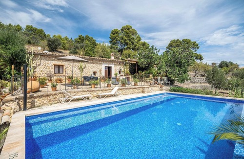 Selva Villa | Maison de campagne "Can Pulit" avec piscine, jardin, climatisation et Wi-Fi