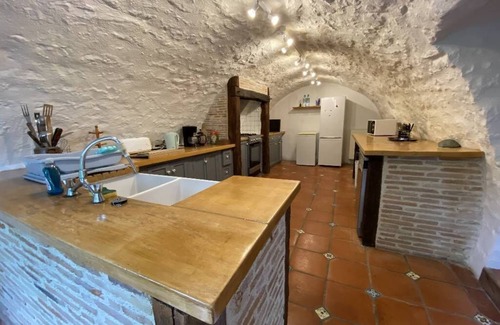 Lascabanes Maison | Maison de Campagne 6/8 Personnes, piscine privée et parc arboré
