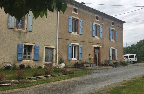 Livers-Cazelles Maison | maison de campagne