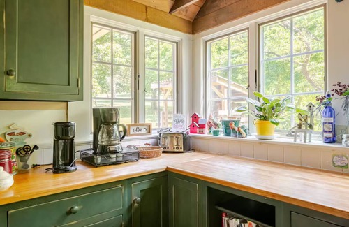 Hatfield Maison | Country home in beautiful Bucks County