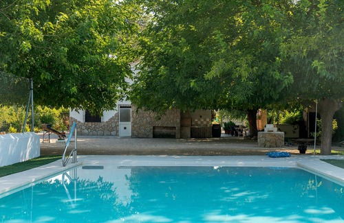 Villacarrillo Maison | Maison de campagne "Villa Ilusion" avec piscine privée, terrasse privée et Wi-Fi