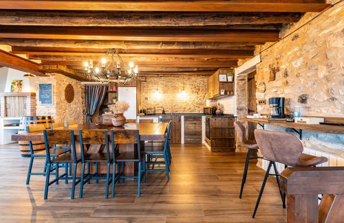 Vilafranca Maison | Maison rurale 'La Parreta Estancia La Morada' avec vue sur la montagne, terrasse privée et jardin privé